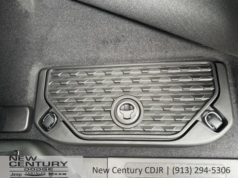 New 2026 RAM 1500 Big Horn AWD/4WD image 11