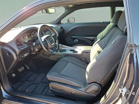 Certified 2019 Dodge Challenger SXT image 14