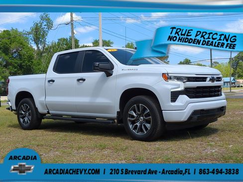 Used 2025 Chevrolet Silverado 1500 RST RWD image 2