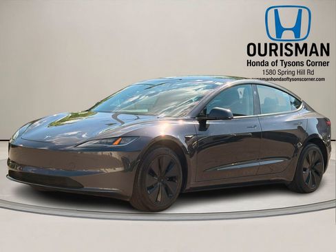 Used 2025 Tesla Model 3 Long Range RWD image 2