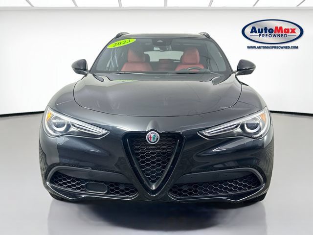 Used 2023 Alfa Romeo Stelvio Veloce AWD/4WD image 7