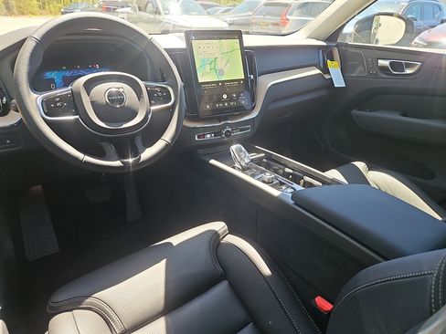 New 2026 Volvo XC60 T8 Ultra w/ Protection Package Premier AWD/4WD image 3