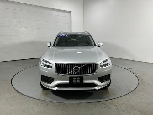 Used 2022 Volvo XC90 T6 Momentum image 16