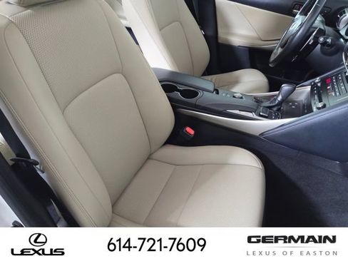 Used 2018 Lexus IS 300 AWD w/ Comfort Package image 28