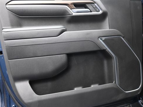 Used 2022 Chevrolet Silverado 1500 LT image 15