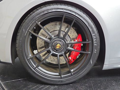 Certified 2023 Porsche 911 Carrera GTS RWD image 29
