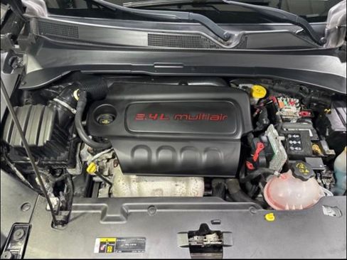 Used 2018 Jeep Compass Sport FWD image 5
