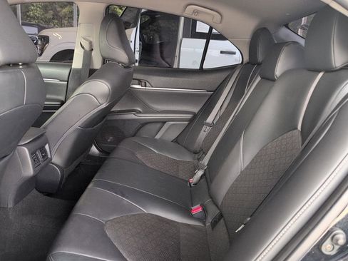 Used 2023 Toyota Camry XSE image 6