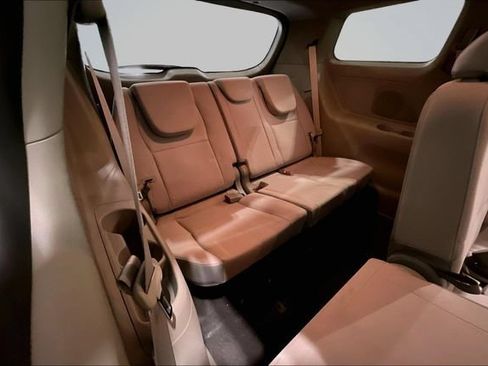 Used 2019 Kia Sedona LX FWD image 28