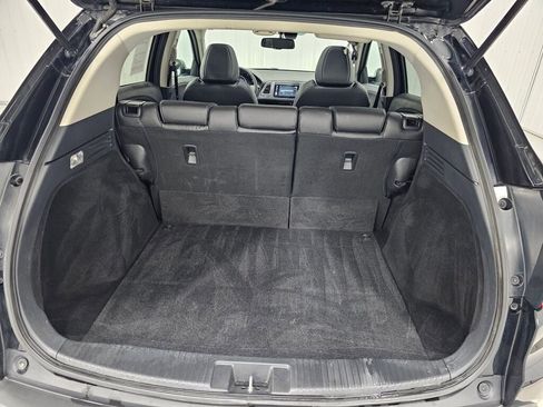 Used 2022 Honda HR-V EX-L image 16