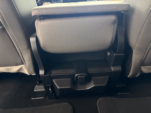 Used 2019 Ford F150 XLT w/ Equipment Group 302A Luxury AWD/4WD image 38