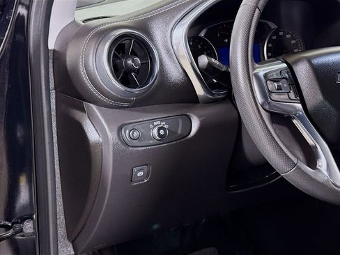 Certified 2024 Chevrolet Blazer LT w/ Convenience Package FWD image 8