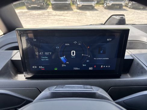 Used 2024 Chevrolet Brightdrop 600 w/ Commercial Equipment Package AWD/4WD image 18