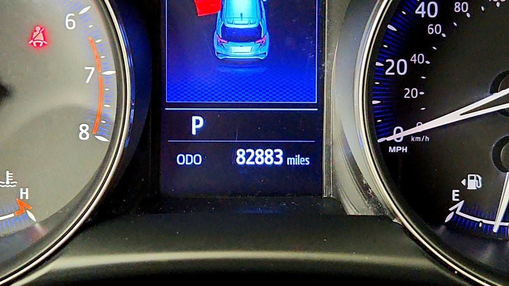Used 2020 Toyota C-HR LE FWD image 15