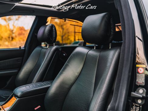 Used 2001 Mercedes-Benz S 500 image 17