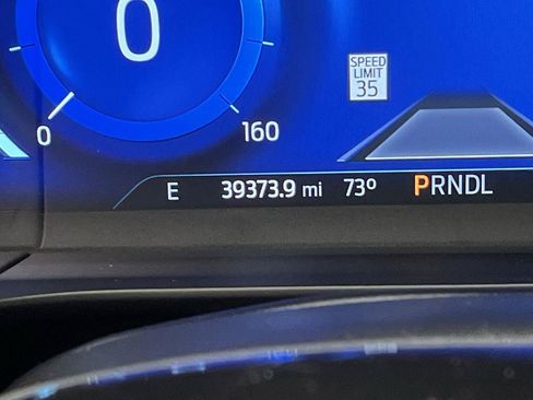 Used 2021 Ford Escape Titanium FWD image 16
