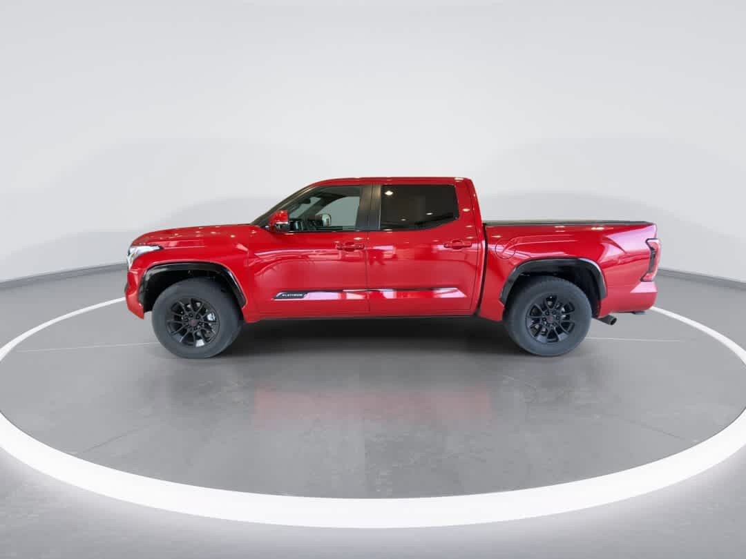 Used 2024 Toyota Tundra Platinum AWD/4WD image 5