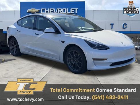 Used 2022 Tesla Model 3 Long Range image 7