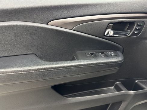 Used 2020 Honda Pilot EX-L image 34