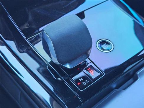 Used 2024 Land Rover Range Rover Sport Dynamic SE image 12