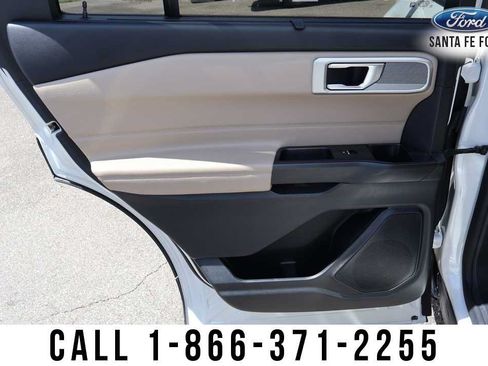 Used 2020 Ford Explorer Limited w/ Class III Trailer Tow Package RWD image 19