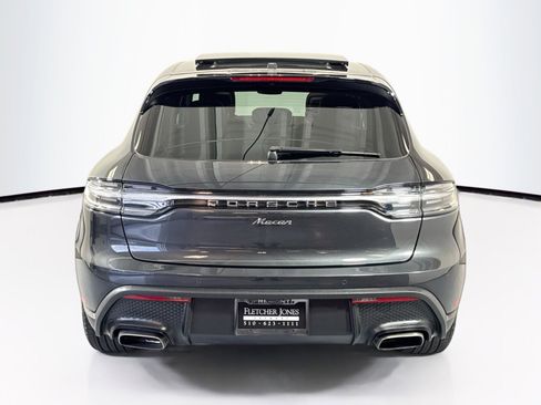 Certified 2025 Porsche Macan AWD/4WD image 10