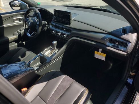 New 2026 Acura Integra A-Spec FWD image 4