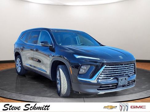 Certified 2025 Buick Enclave Preferred image 32