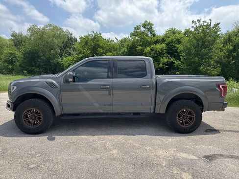 Used 2018 Ford F150 Raptor w/ Equipment Group 802A Luxury AWD/4WD image 6