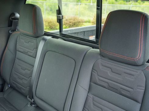 Used 2025 Nissan Frontier Pro-X RWD image 24