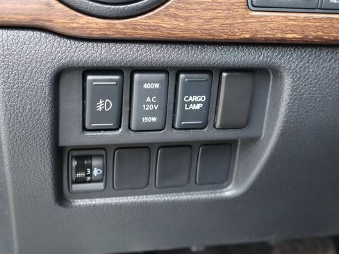Used 2017 Nissan Titan Platinum Reserve AWD/4WD image 36