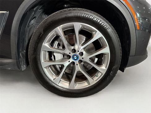 Used 2023 BMW X5 xDrive45e AWD/4WD image 36