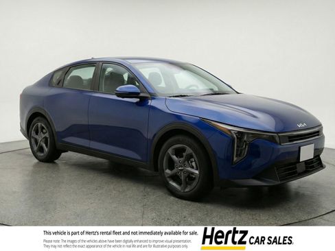 Used 2025 Kia K4 FWD image 1