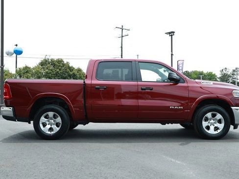 Certified 2025 RAM 1500 Big Horn AWD/4WD image 4