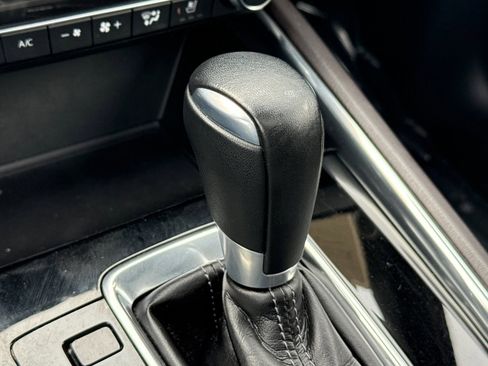 Used 2019 MAZDA CX-5 Signature image 16