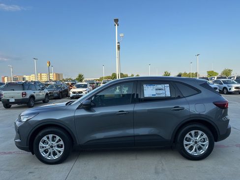 Used 2025 Ford Escape Active FWD image 5