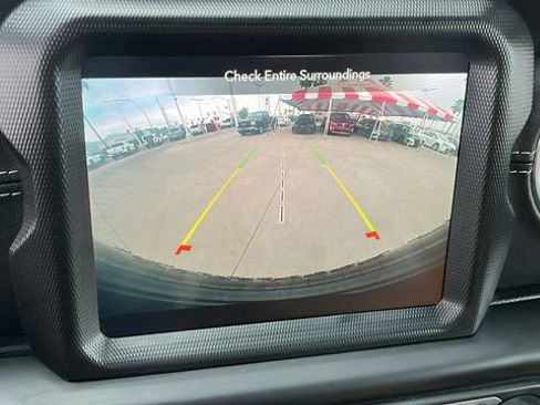 Used 2022 Jeep Wrangler Unlimited Sahara AWD/4WD image 12