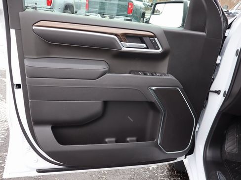 New 2026 Chevrolet Silverado 1500 LT w/ All Star Edition Plus image 3