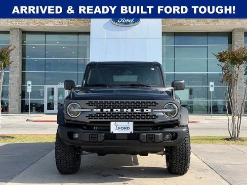 New 2026 Ford Bronco Badlands AWD/4WD image 2