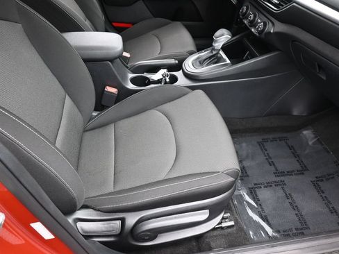 Used 2023 Kia Forte LXS w/ LXS Technology Package FWD image 36