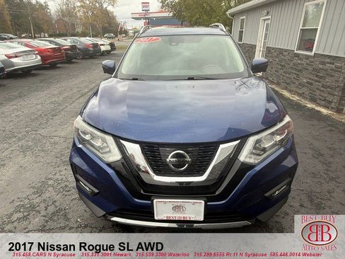 Used 2017 Nissan Rogue SL w/ SL Premium Package image 4