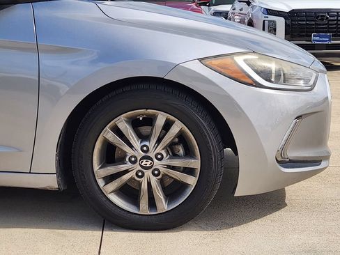 Used 2017 Hyundai Elantra SE w/ SE A/T Tech Package 03 FWD image 10