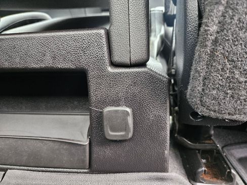 Used 2019 Chevrolet Silverado 1500 LT w/ All Star Edition AWD/4WD image 19