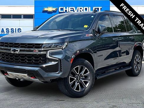 Used 2021 Chevrolet Tahoe Z71 w/ Z71 Signature Package AWD/4WD image 2