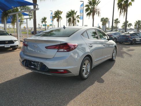 Used 2020 Hyundai Elantra SEL FWD image 9