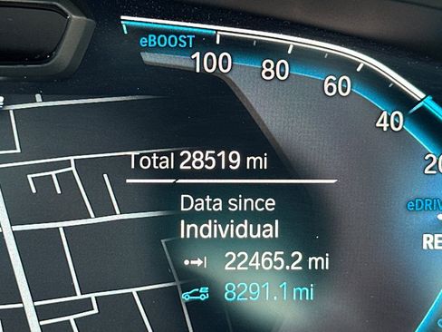 Used 2023 BMW 530e xDrive w/ Premium Package AWD/4WD image 24