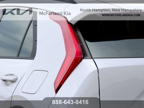 New 2026 Kia Niro LX image 13
