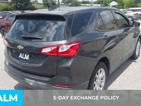 Used 2019 Chevrolet Equinox LS FWD image 3