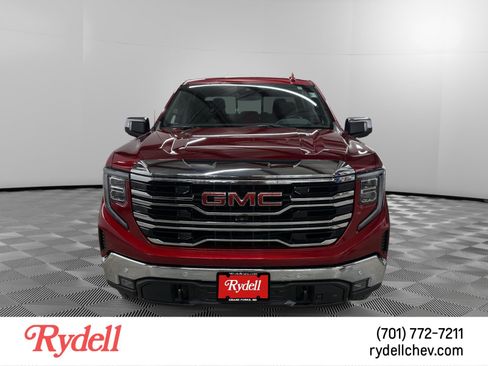 Used 2023 GMC Sierra 1500 SLT w/ SLT Premium Plus Package AWD/4WD image 8