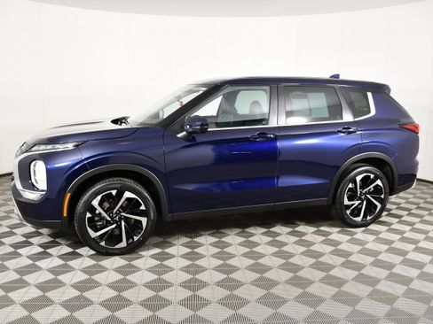 Used 2022 Mitsubishi Outlander SE FWD image 9